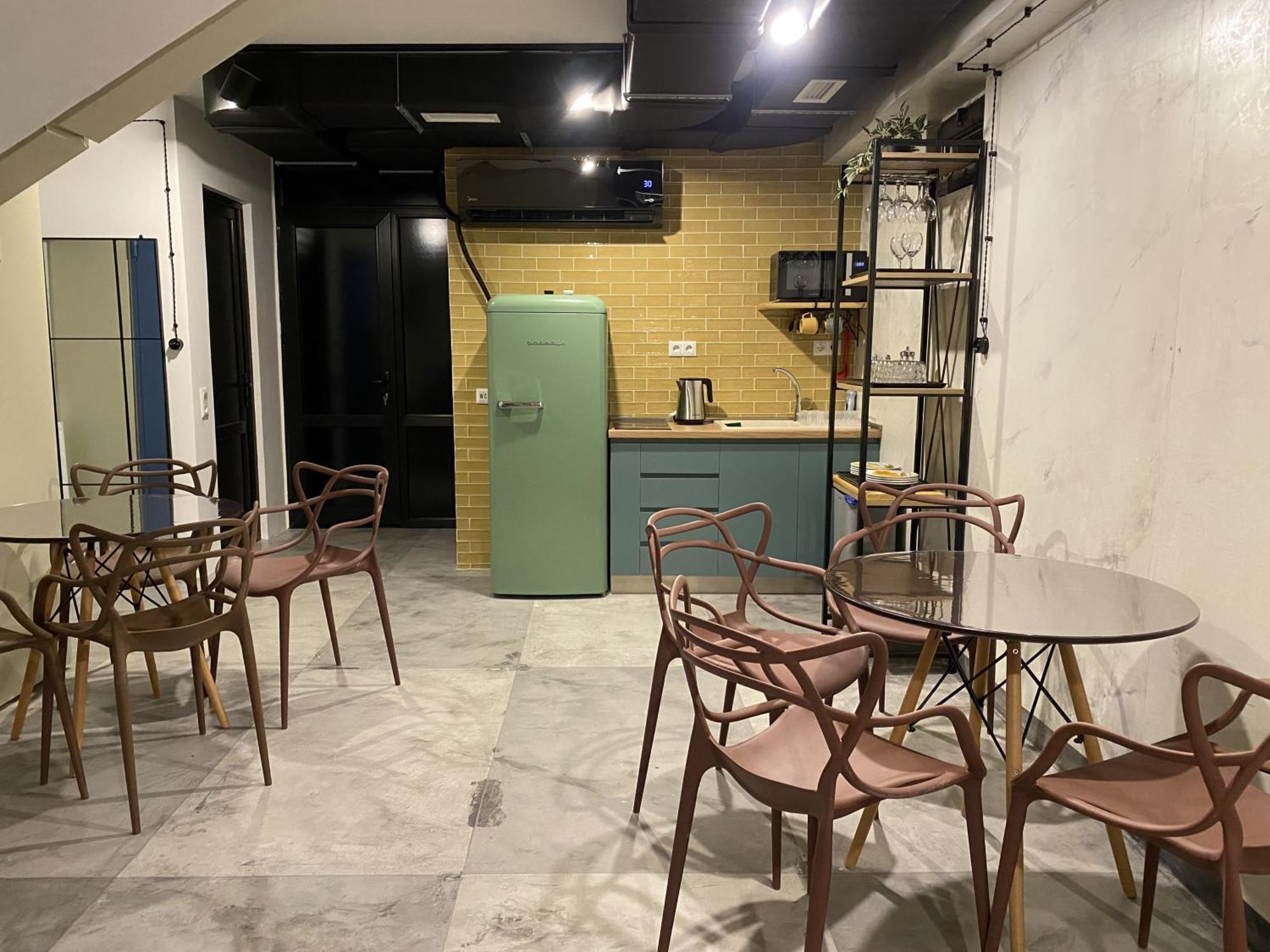 Dorm Kutaisi Hostel Ngoại thất bức ảnh