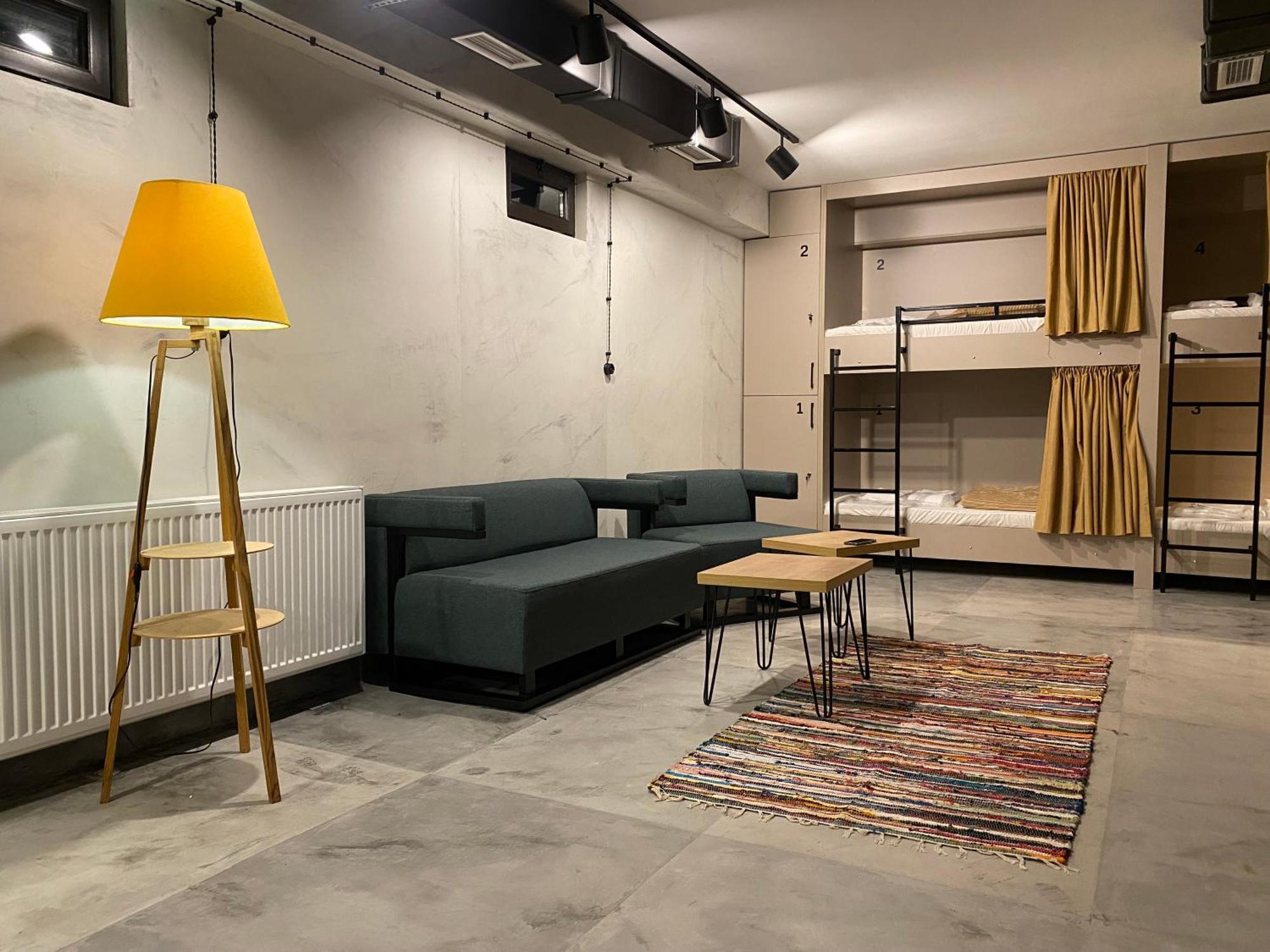 Dorm Kutaisi Hostel Ngoại thất bức ảnh